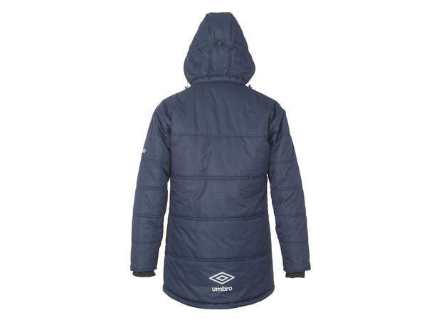 UMBRO Core Padded Jkt 17 Marine M Funksjonell lang vattert klubbjakke 